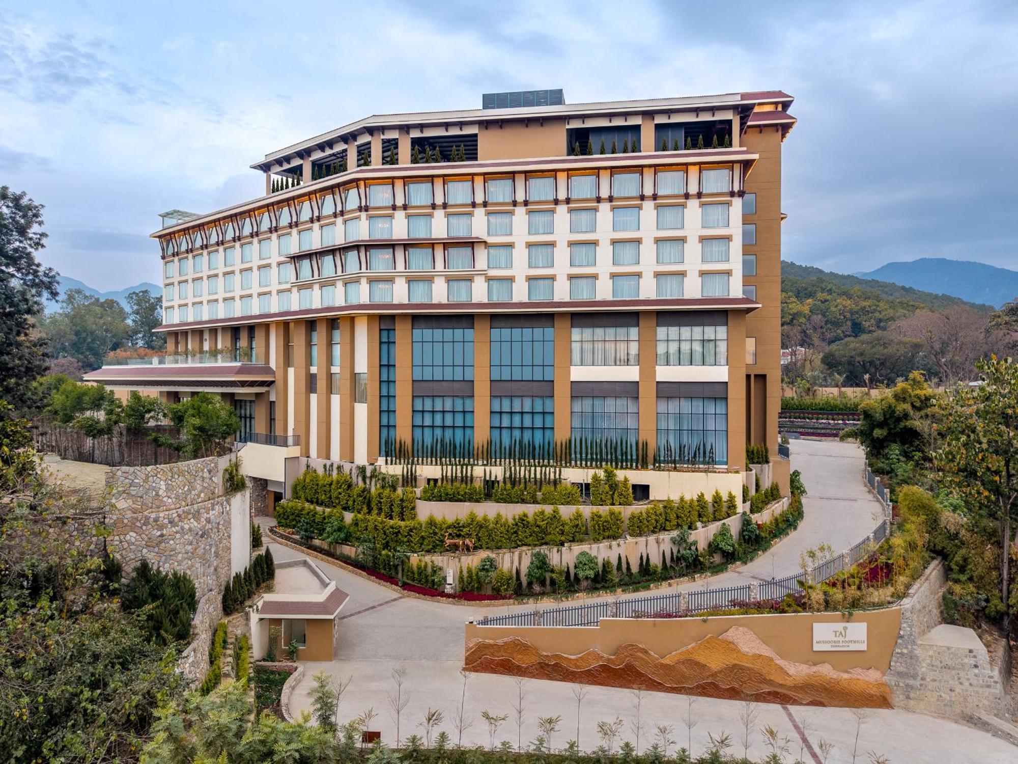 Hotel Taj Mussoorie Foothills, Déhrádún Exteriér fotografie